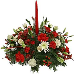 Centro de navidad rojo y blanco de rosas y flores mixtas